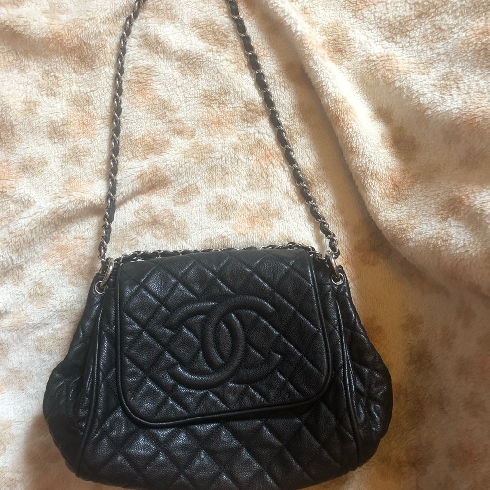 Chanel Black Quilted Women's Bag